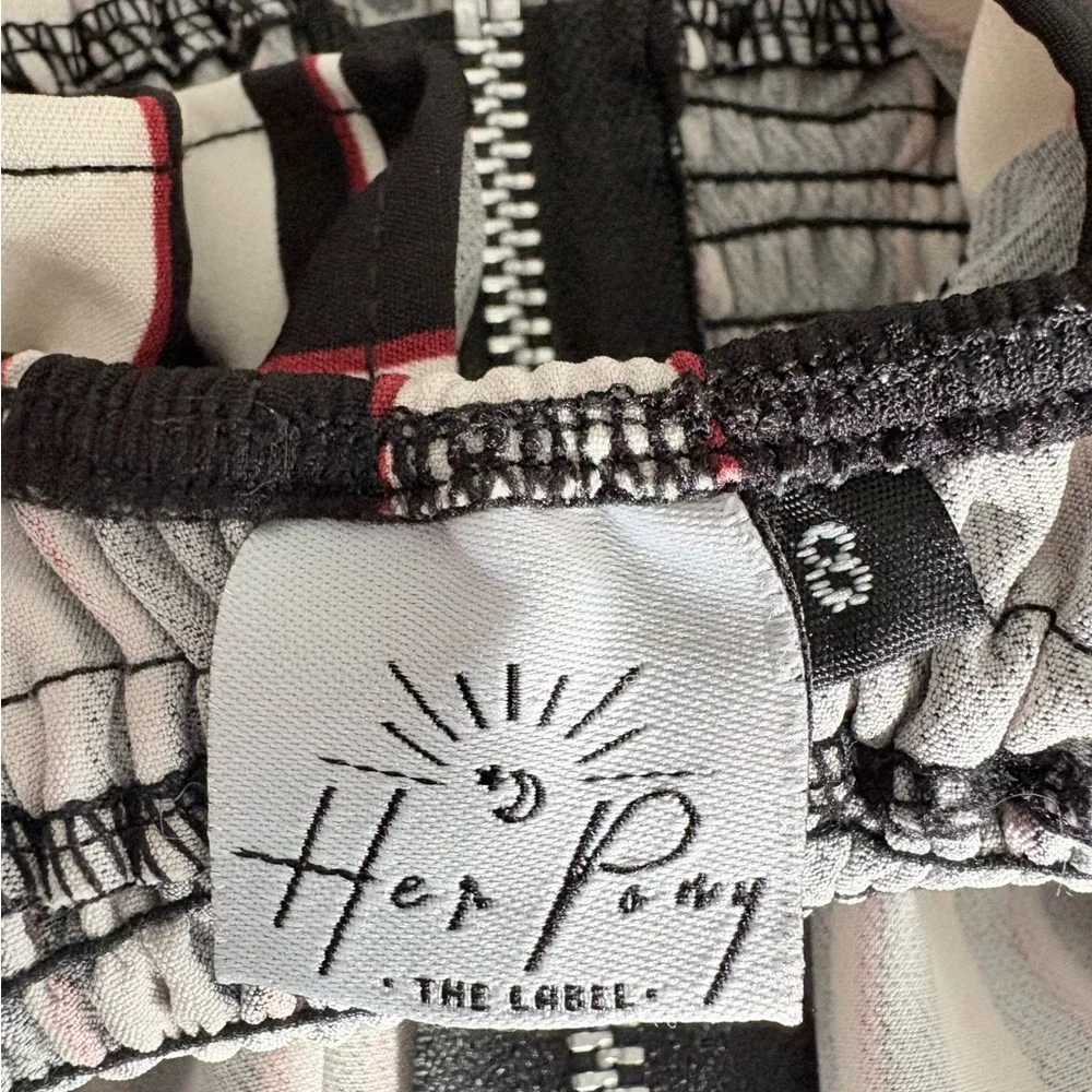 NWOT Her Pony The Label Vintage Top front zipper elastic waist & sleeves size 8